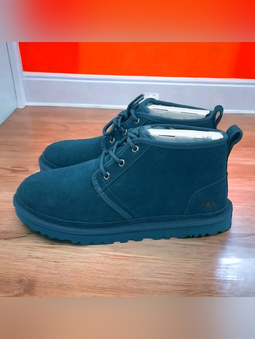 UGG Neumel Suede Men's Size 11 Chukka Lace Up Ankle Boots Blue